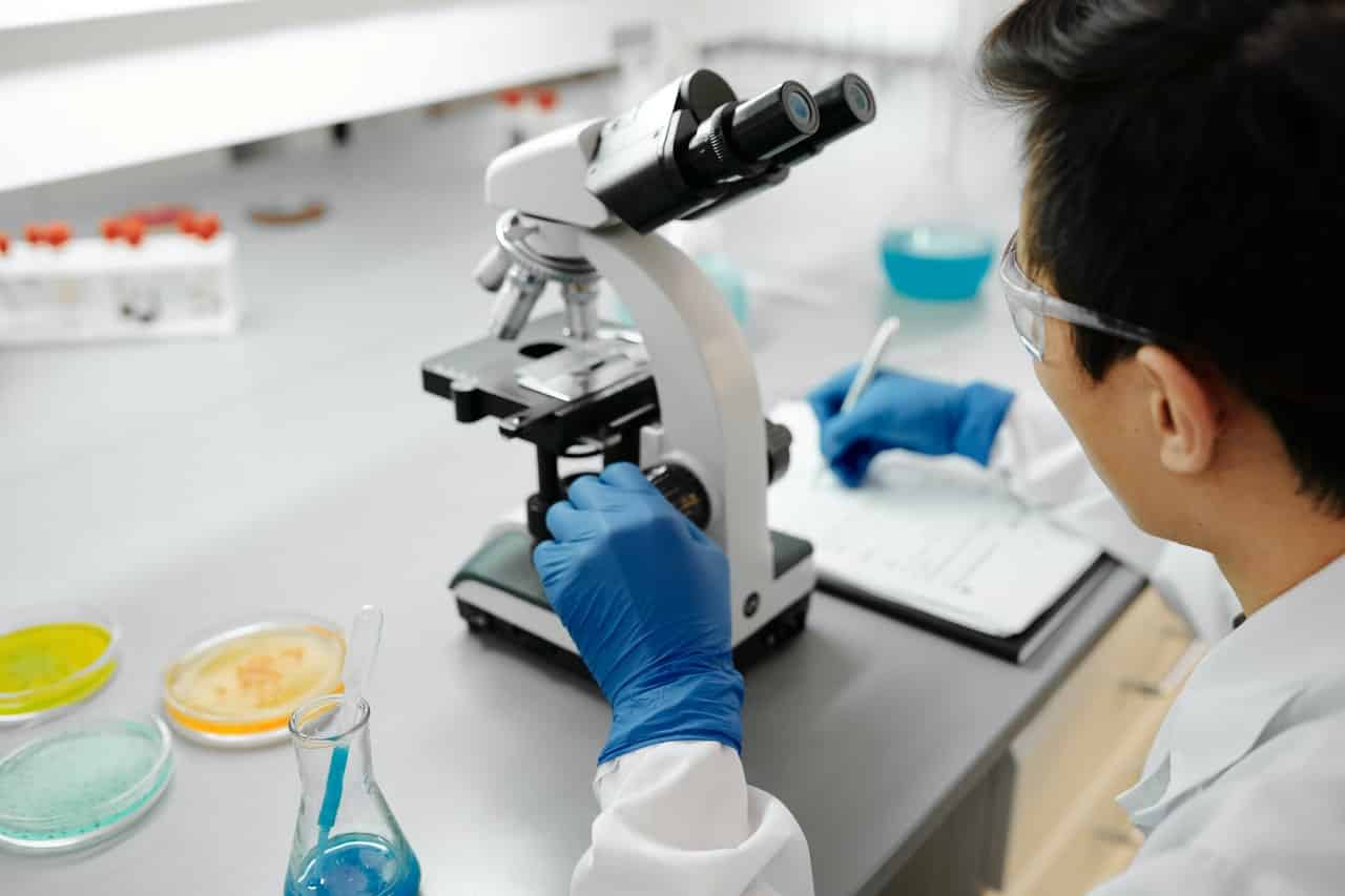 Pros and Cons of Cloning