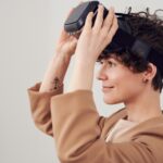 evaluating virtual reality devices